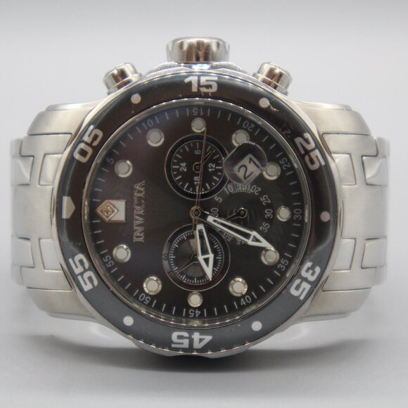 Invicta 40194 Diver Watch - Picture 1 of 4